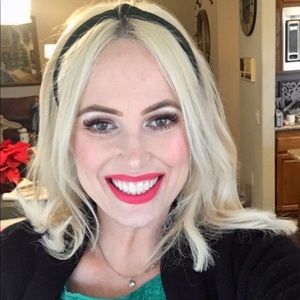 Meet your Posher, Julie